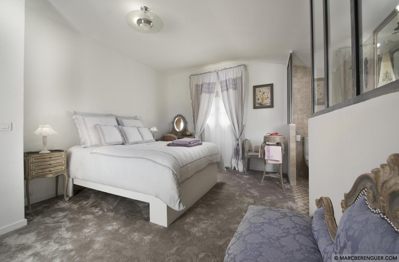 Le Jardin Du Mas Hotel Биот Екстериор снимка